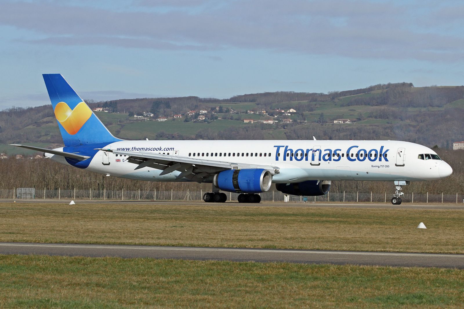 Boeing 757-200 (G-JMCD)
