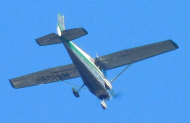 Piper Navajo (N4108F) - N4108F over Corvallis, Oregon 13th January 2019.