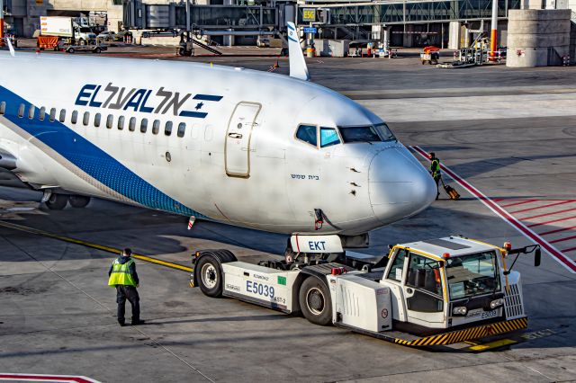 Boeing 737-800 (4X-EKT)