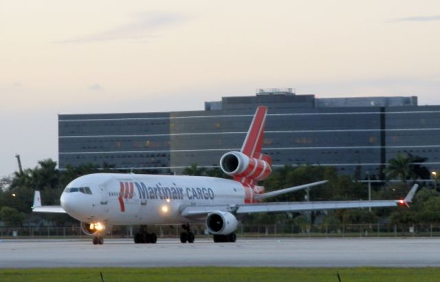 Boeing MD-11 (PH-MCR)