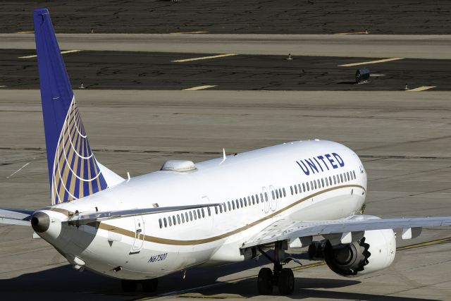 Boeing 737 MAX 9 (N67501)