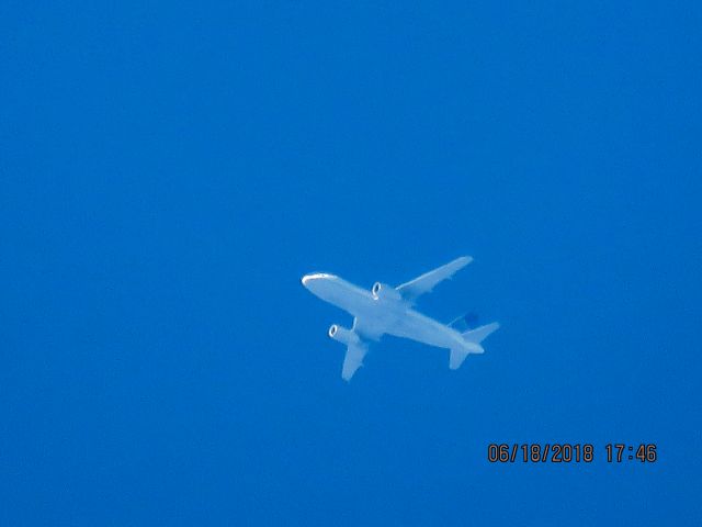 Airbus A319 (N834UA)