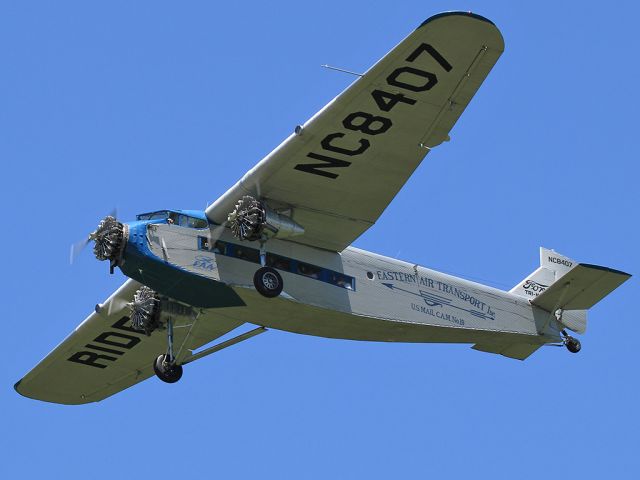 Ford Tri-Motor (NC8407)