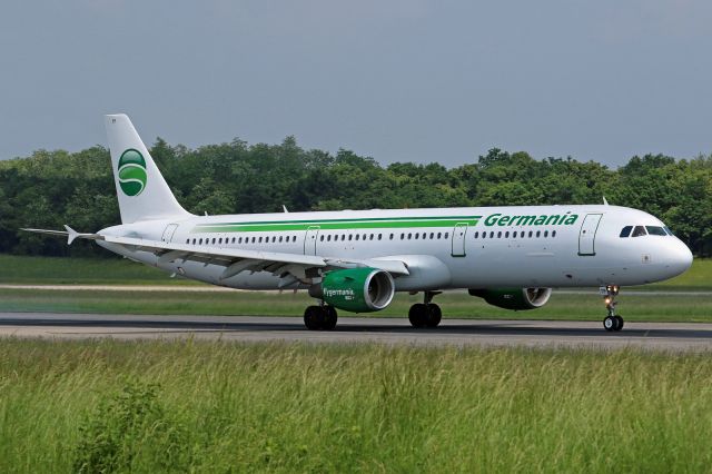 Airbus A321 (D-ASTP)