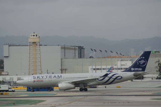 Airbus A330-200 (B-5908) - China Estern Airlines (Sky Team) A330-243 cn1372