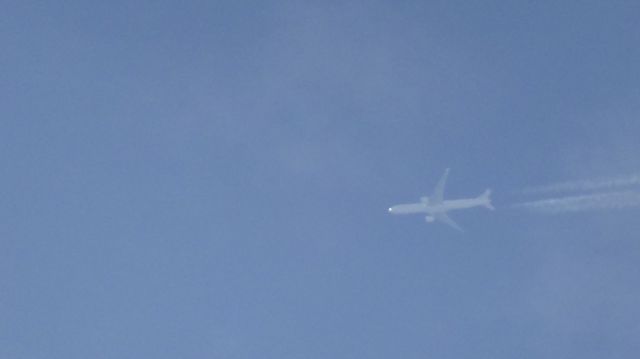 BOEING 777-300 (F-GSQJ)