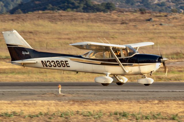 Cessna Skyhawk (N3386E)
