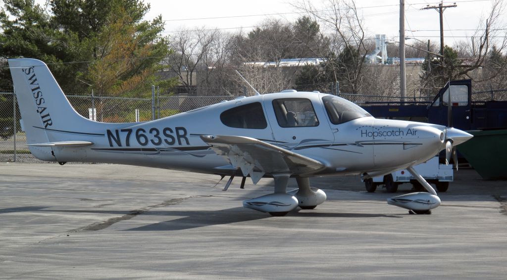 Cirrus SR-22 (N763SR)