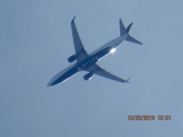 Boeing 737-900 (N863DN)