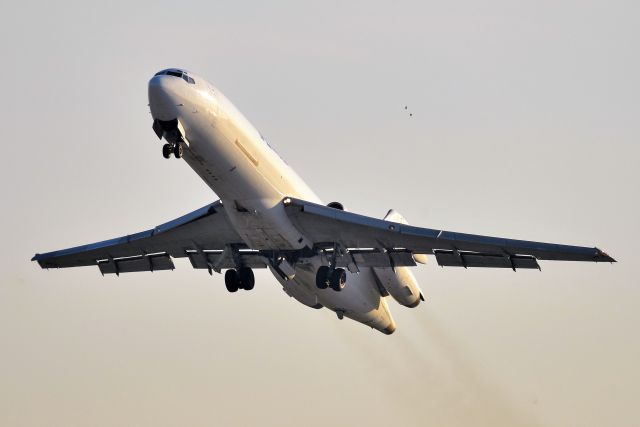 BOEING 727-200 (N215WE) - Runway 23-R departure on 08-19-22