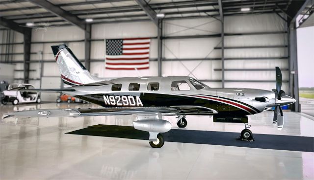 Piper Malibu Mirage (N929DA)