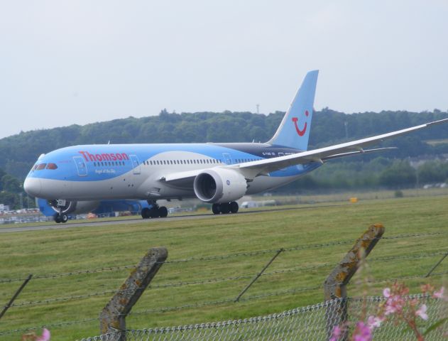 Boeing 787-8 (G-TUID) - Taken from Almondbank on 23rd July 2014.