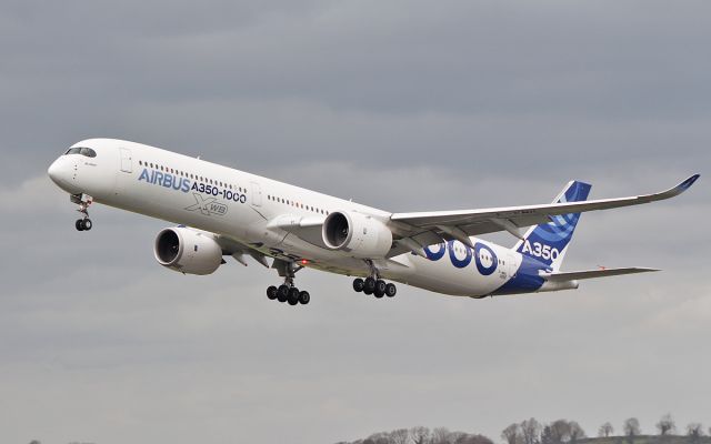 Airbus A350-900 (F-WMIL) - a350-1041xwb f-wmil crosswind testing at shannon 18/4/18.