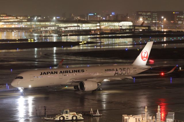 Airbus A350-900 (JA02XJ) - November 22nd 2019: