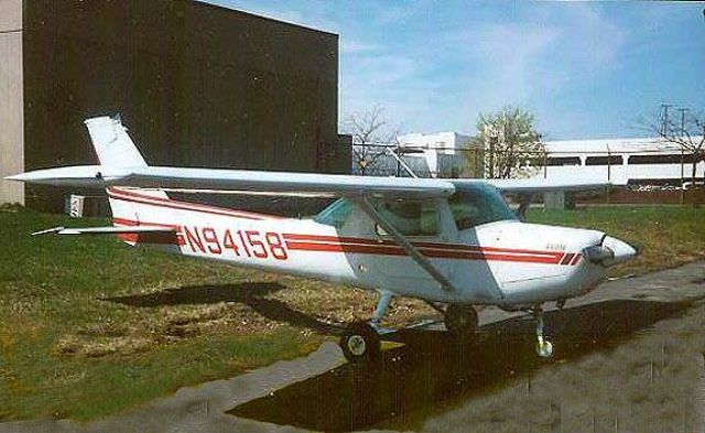 Cessna 152 (N94158) - At PWM in Spring 2000.  