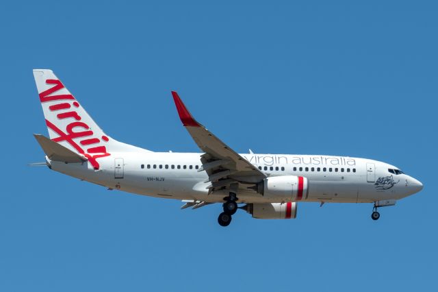 Boeing 737-700 (VH-NJV) -  B737-7K2 cn 38634-3762. VOZ VH-NJV final R21 YPPH 24 February 2023