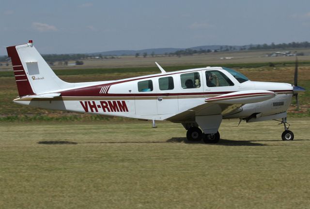 Beechcraft Bonanza (36) (VH-RMM)