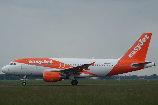 Airbus A319 (G-EZAP) - EasyJet A319-111 cn2777 Take Off RWY36L 22-5-2018