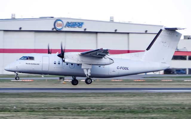 de Havilland Dash 8-100 (C-FODL)