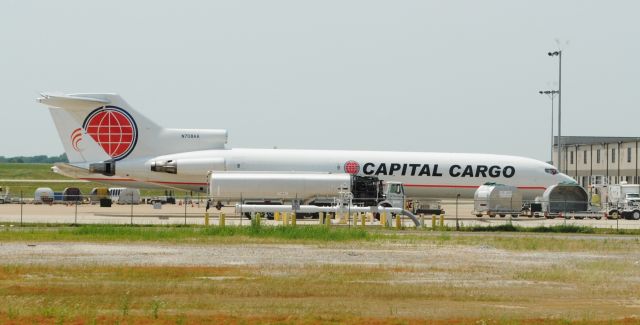 BOEING 727-200 (N708AA) - Capital Cargos 727 painted in their newest livery