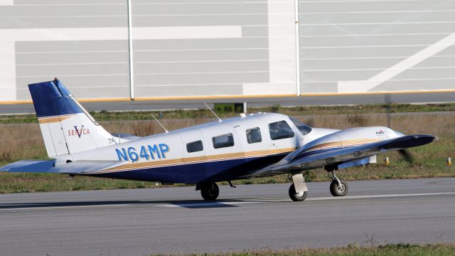 Piper Seneca (N64MP)