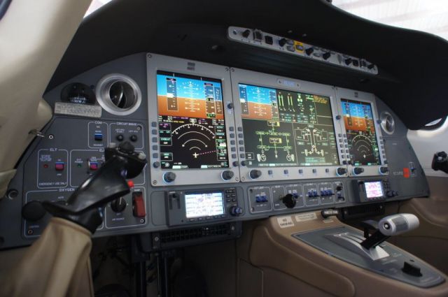 Eclipse 500 (N113EA) - V 1.5 Panel