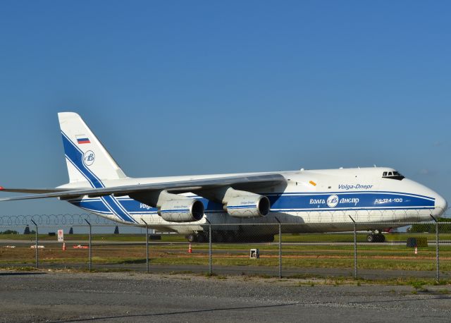 Antonov An-124 Ruslan (RA-82046) - VDA2217 "Volga-dnepr" arriving at KCLT - 5/24/16