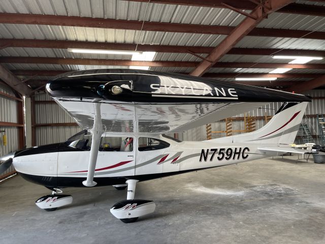 Cessna Skylane (N759HC)