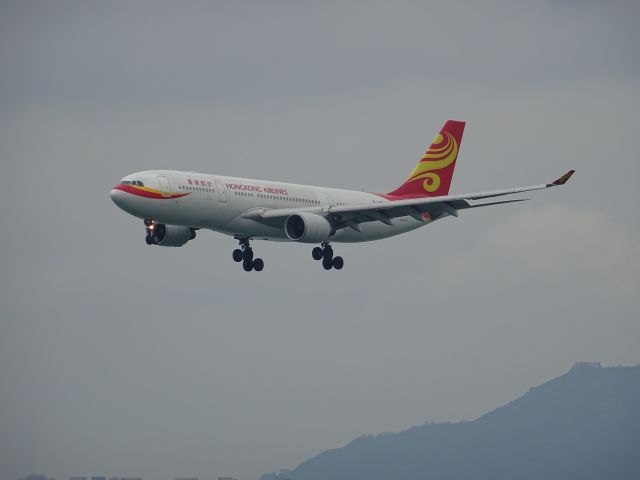 Airbus A330-200 (B-LNE)