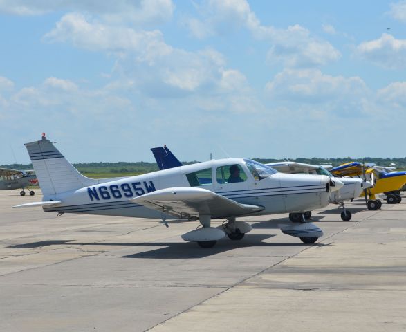 N6695W — - Bluebonnet Fly-in at San Marcos