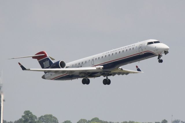 Canadair Regional Jet CRJ-700 (N723PS) - US Air Flight 2224 operated by PSA (N723PS) departs Sarasota-Bradenton International Airport enroute to Charlotte-Douglas International Airport