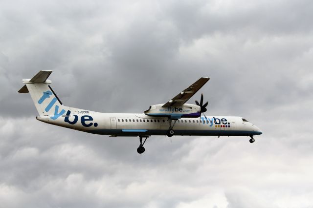 de Havilland Dash 8-400 (G-ECOB) - FlyBe (BE) G-ECOB DHC-8-402 [cn4185]br /Birmingham (BHX): Flybe flight BE789 on final approach arriving from Glasgow (GLA).  ).  This aircraft is wearing FlyBe’s original 2002 livery which is being replaced by a two-tone purple livery introduced from September 2018.br /br /Taken from the end of Runway 15 Sheldon Country Park.br /2018 07 31br /a rel=nofollow href=http://alphayankee.smugmug.com/Airlines-and-Airliners-Portfolio/Airlines/EuropeanAirlines/FlyBe-BE/https://alphayankee.smugmug.com/Airlines-and-Airliners-Portfolio/Airlines/EuropeanAirlines/FlyBe-BE//a