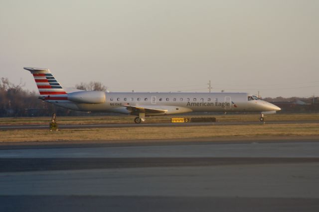 Embraer ERJ-145 (N610AE)