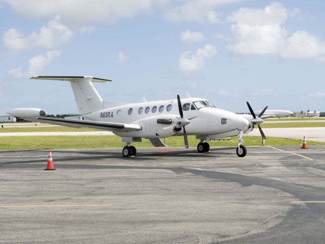 Beechcraft Super King Air 200 (N60RA) - 14 OCT 2016.