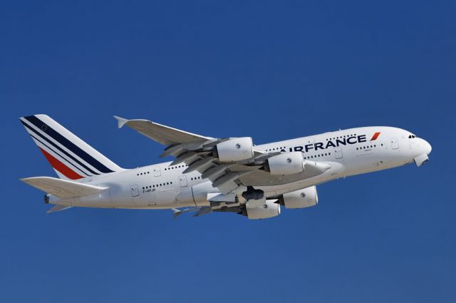 Airbus A380-800 (F-HPJH) - An Air France operated Airbus A380-861 takes to the skies after departure from the Los Angeles International Airport, LAX, Westchester, Los Angeles, California