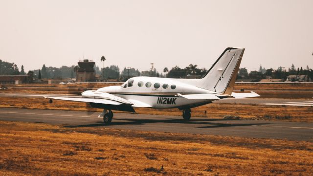 Cessna 421 (N12MK) - @planesthetics (instagram)