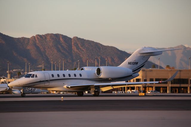 Cessna Citation X (N610RW)