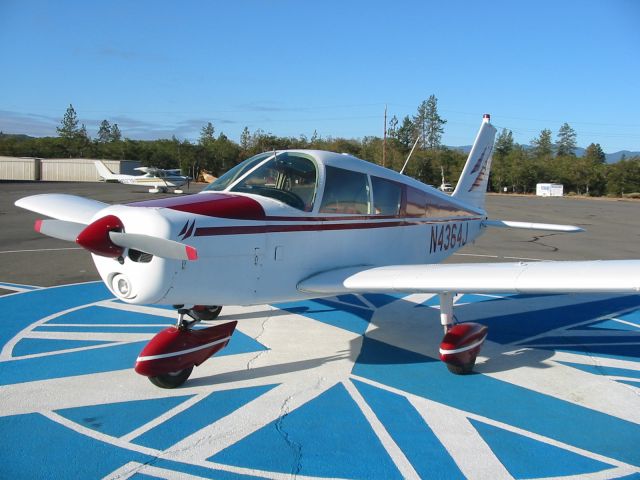 Piper Cherokee (N4364J)