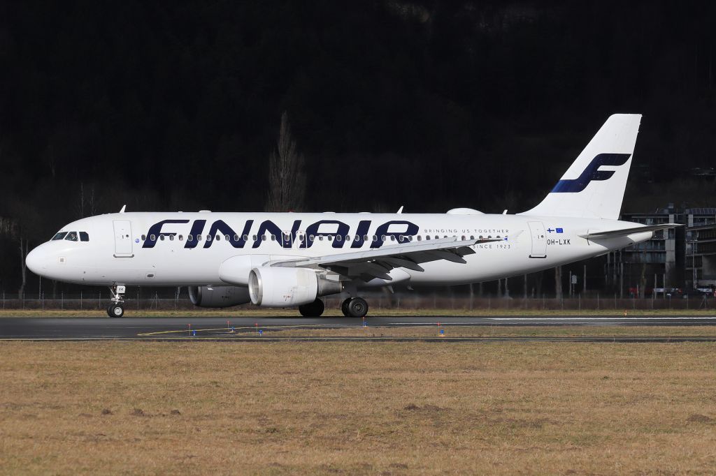Airbus A320 (OH-LXK)