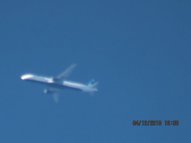 Airbus A321 (N98JT)