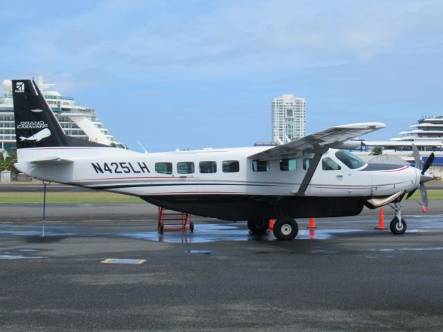 Cessna Caravan (N425LH)