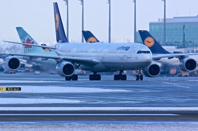 Airbus A340-600 (D-AIHY)