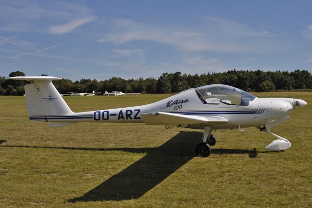 Diamond DV-20 Katana (OO-ARZ) - HOAC DV-20-100 Katana C/N 20144 - OO-ARZ - at Verviers - 2009-08-05.