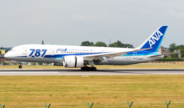 Boeing 787-8 (JA820A)