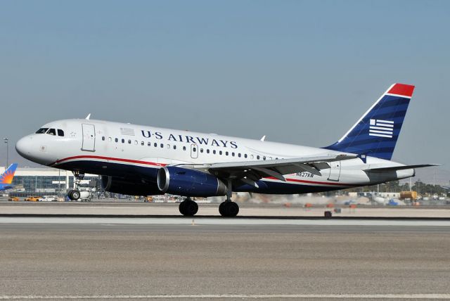 Airbus A319 (N827AW)