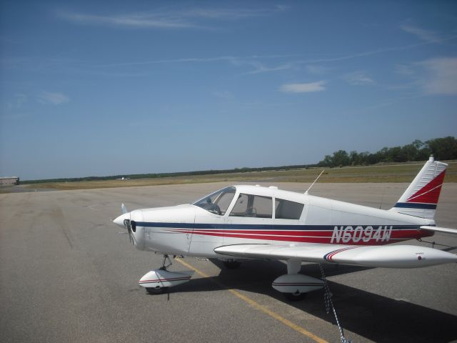 Piper Cherokee (N6094W)