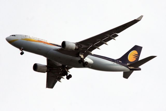 Airbus A330-200 (VT-JWQ) - 17 MAY 2012