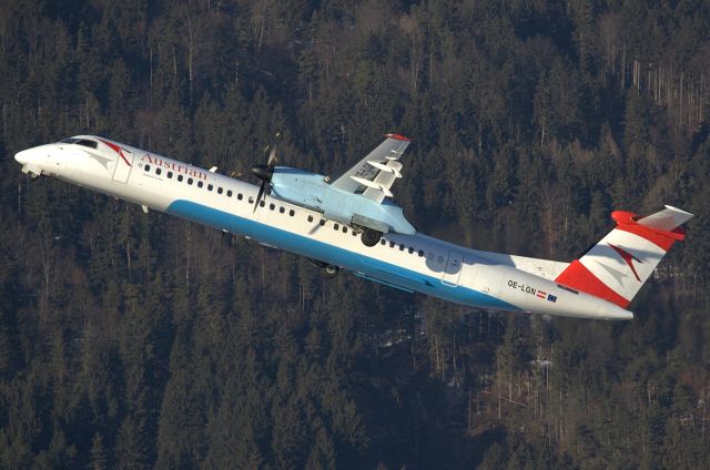 de Havilland Dash 8-400 (OE-LGN)