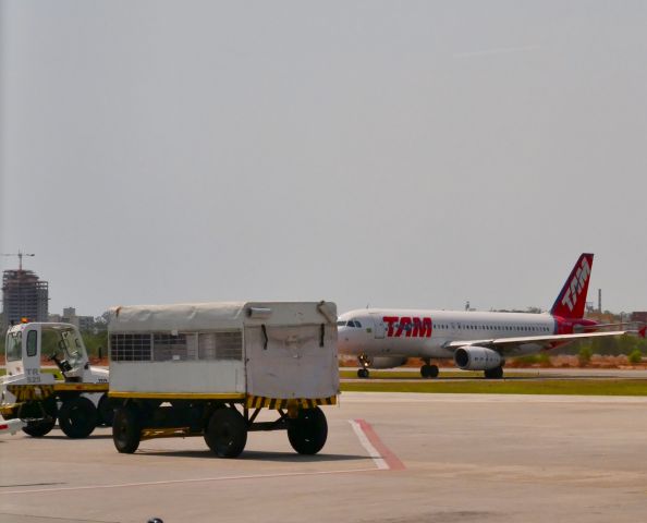 Airbus A320 (PR-MBR)