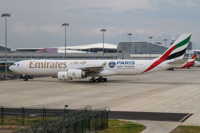 Airbus A340-500 (A6-ERG)